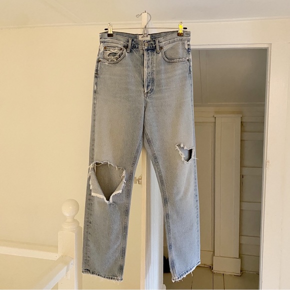 Agolde 90’s Midrise Loose Fit Distressed Jeans in Captured - Picture 9 of 14